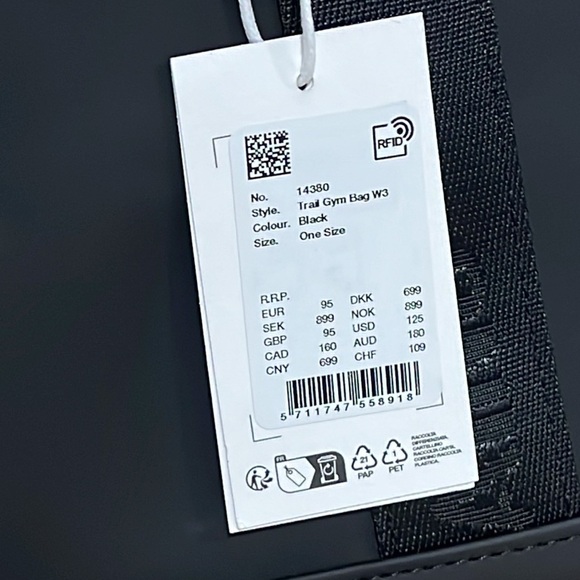 NEW Rains Gym Duffle/ Weekender Bag Black - Picture 4 of 15